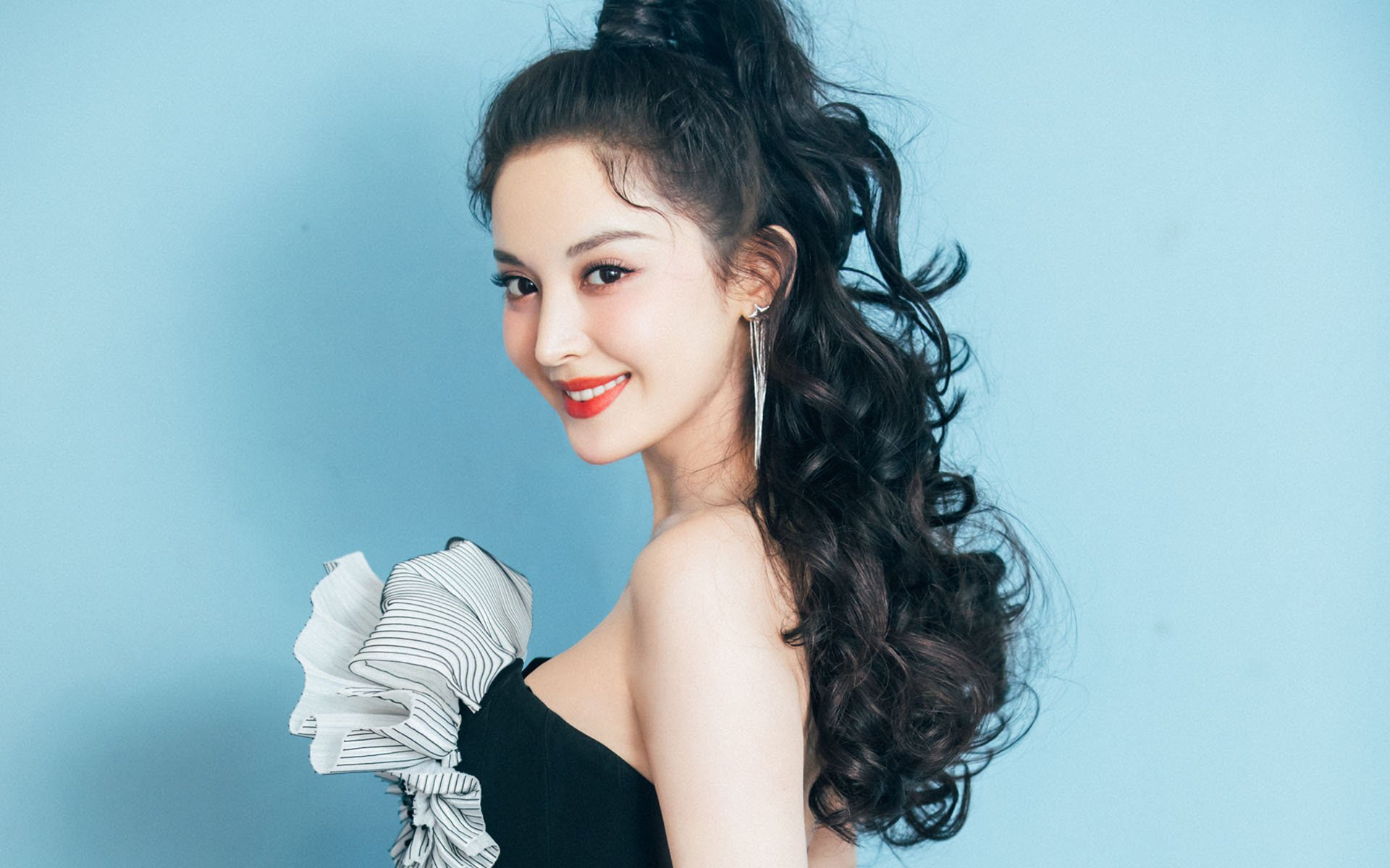 开云体育app注册-观众互动平台技术不断升级，观众互动环节